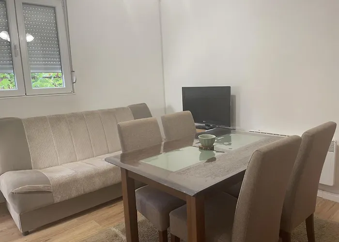 La Romana * Podgorica